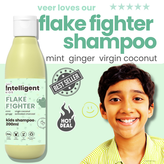 Tuco Intelligent Kids' Anti-Dandruff Shampoo features a powerful blend of activated charcoal, mint, and ginger for effective scalp care. This gentle formula refreshes the scalp and eliminates dandruff causing impurities. This SLS, paraben, and sulphate-free formula gently cleanses and soothes the scalp, promoting a healthier hair environment.